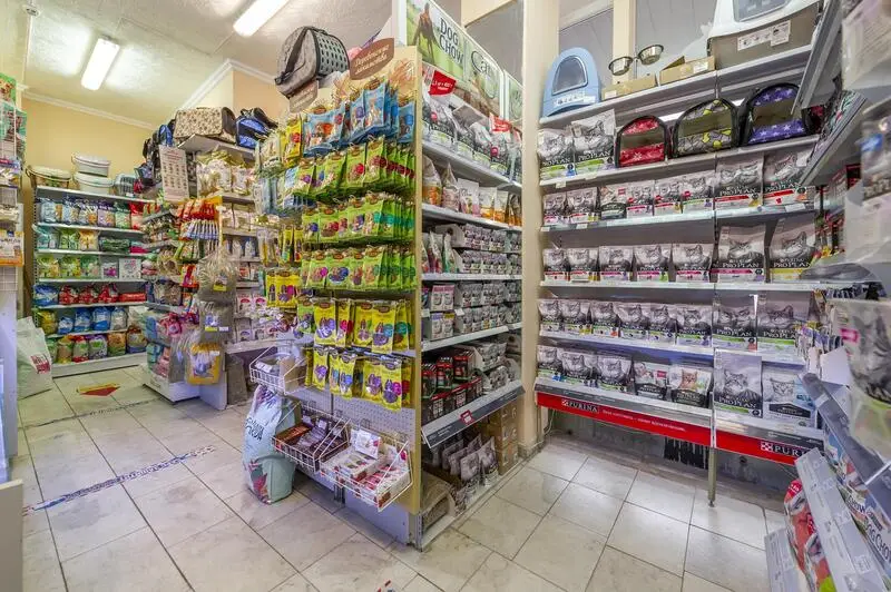 Манол, зооцентр