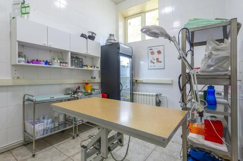 Манол, зооцентр