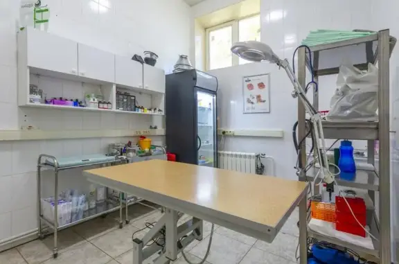 Манол, зооцентр